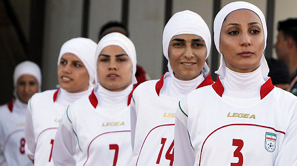 Un consejero de la ONU, favorable al niqab en el fútbol femenino