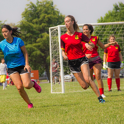 Torneo de fútbol femenino amateur: La Cantera