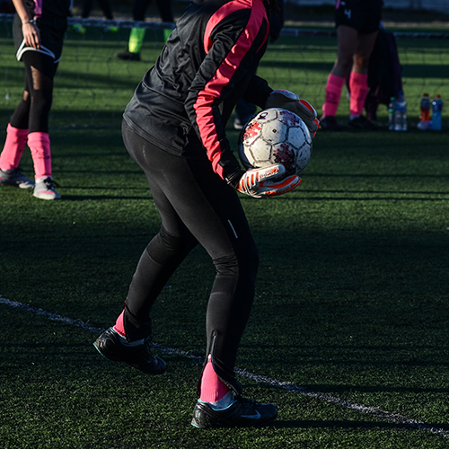 ¿Qué guantes eligen las arqueras de Fútbol Femenino?