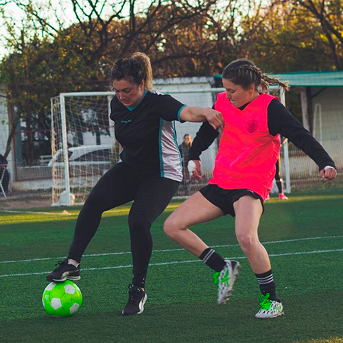 Fútbol Femenino: Della Testa