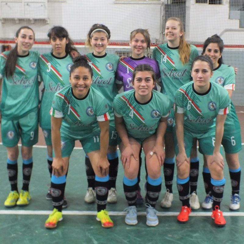 San Esteban: El equipo que llegó para quedarse en el fútbol femenino de Bariloche